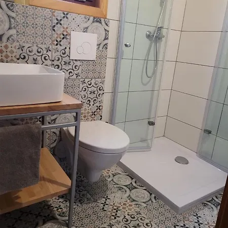 Деревянный коттедж Letniskowy Mlyn *